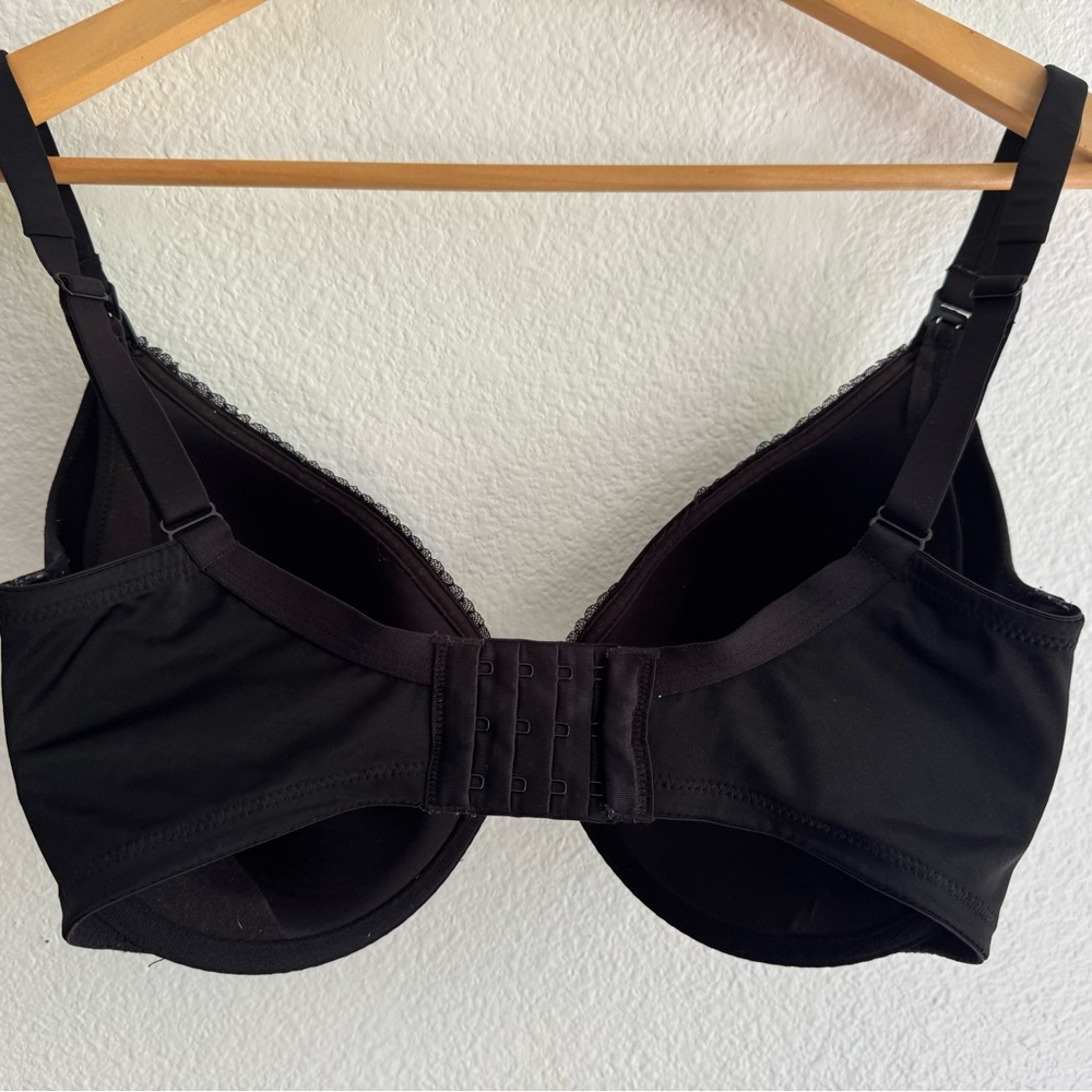 Classic Black Women's Nursing Bra